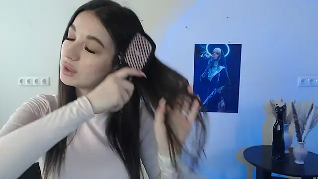 Eva Eldis online show from March 17, 2025, 9:22 am