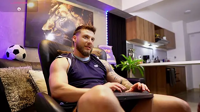 David blake  online show from October 21, 2025, 4:24 am