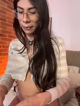 Amby ambar online show from May 25, 2026, 1:22 am