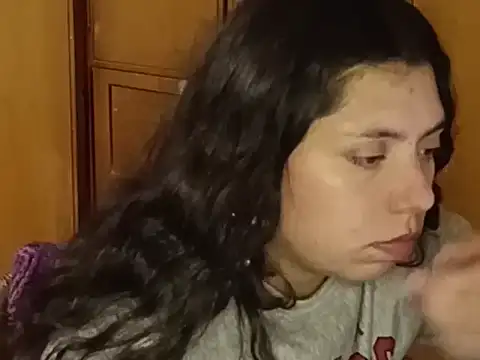 Snapshot of isabellapurple chatting on February 13, 2026, 4:19 am isabellapurple online show from February 13, 2026, 4:19 am