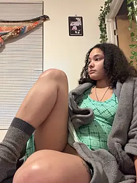 Snapshot of tastylolaaa chatting on October 26, 2025, 10:43 am tastylolaaa online show from October 26, 2025, 10:43 am