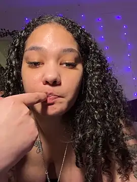 Snapshot of tastylolaaa chatting on March 18, 2026, 8:28 am tastylolaaa online show from March 18, 2026, 8:28 am