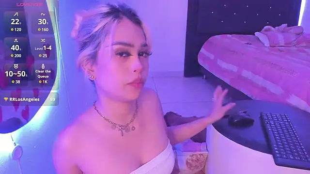  Charlottequeen online show from February 20, 2025, 4:18 am