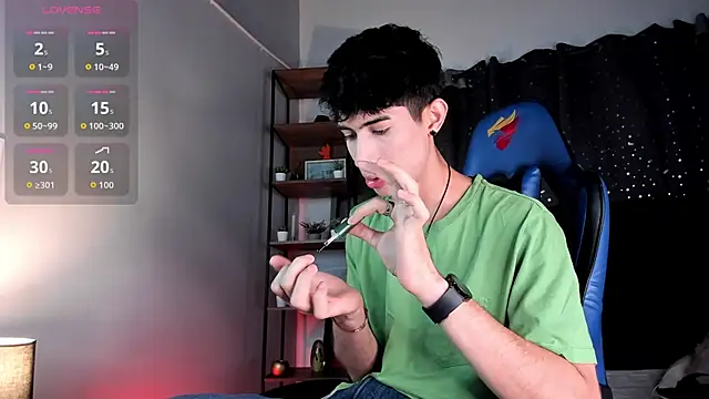 Snapshot of NovaaWheler chatting on January 18, 2026, 12:09 pm NovaaWheler online show from January 18, 2026, 12:09 pm