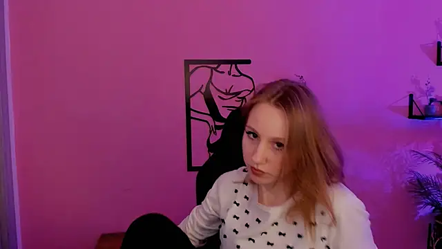 DariaTate online show from February 21, 2025, 11:55 am