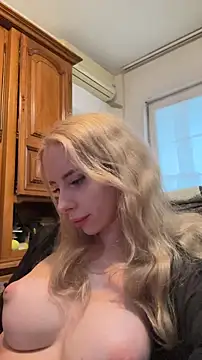 ChristiHanson online show from March 4, 2026, 3:51 pm