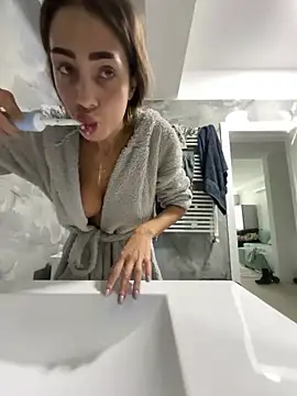 BonyBon29 online show from November 11, 2025, 8:14 am