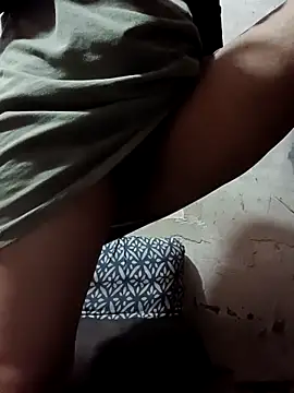 imforyou online show from November 11, 2025, 7:03 pm