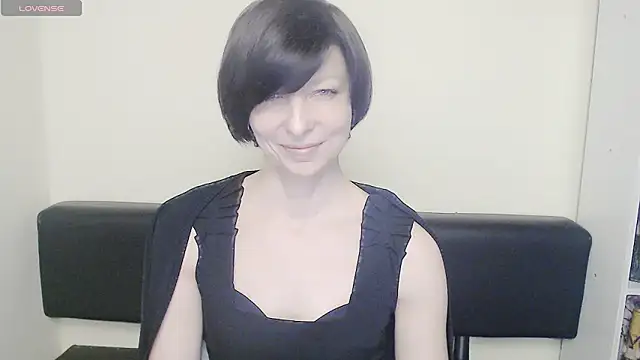  AngeliaFlow  online show from February 11, 2025, 7:54 am