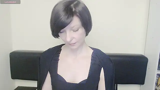  AngeliaFlow  online show from February 11, 2025, 2:02 pm