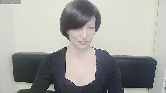  AngeliaFlow  online show from February 13, 2025, 12:43 pm