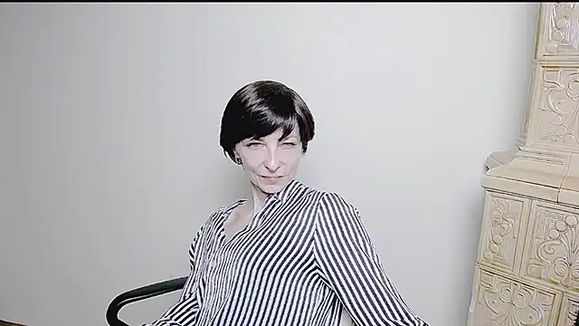  AngeliaFlow  online show from March 17, 2025, 9:55 am