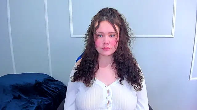  leana  online show from May 1, 2026, 4:44 pm