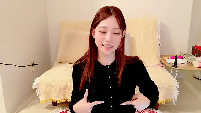 -ai-tan- online show from February 21, 2025, 9:45 am