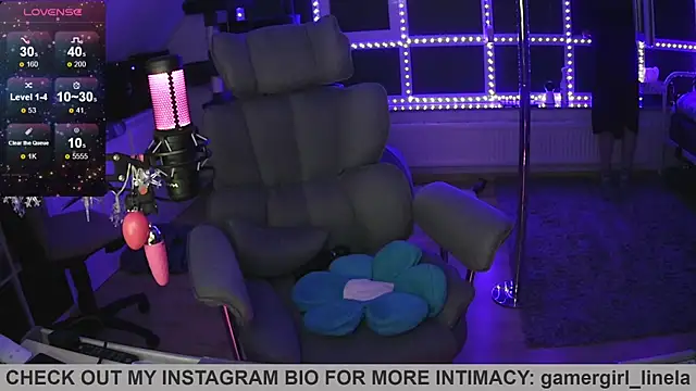 Snapshot of Gamergirl-Linela chatting on April 28, 2026, 10:04 pm Gamergirl-Linela online show from April 28, 2026, 10:04 pm
