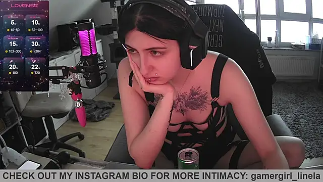 Snapshot of Gamergirl-Linela chatting on April 29, 2026, 5:30 pm Gamergirl-Linela online show from April 29, 2026, 5:30 pm
