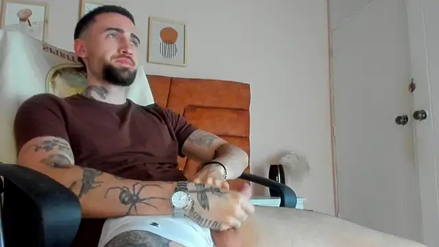 Luke davis01 online show from March 7, 2025, 11:16 pm