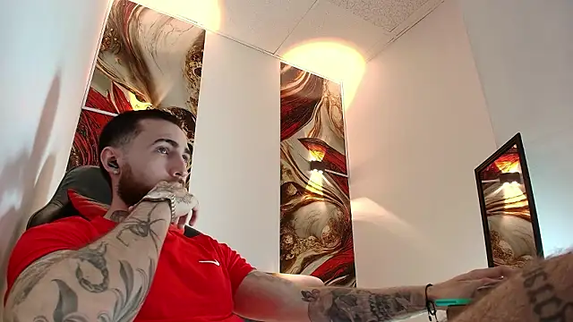 Luke davis01 online show from March 11, 2026, 1:17 pm