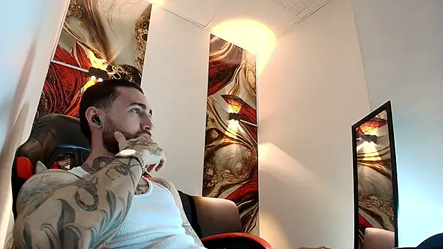 Luke davis01 online show from March 31, 2026, 1:00 pm