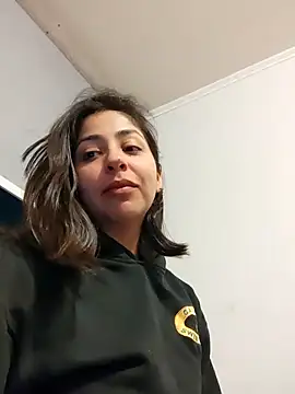 Snapshot of MaiPandora chatting on September 24, 2025, 2:37 am MaiPandora online show from September 24, 2025, 2:37 am