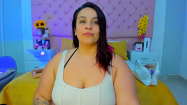 KourtneyEvans online show from March 14, 2025, 6:29 pm