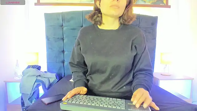  michonne  online show from March 5, 2025, 7:49 pm