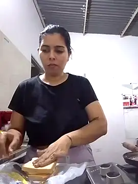 Snapshot of yess_Hotnurse chatting on March 1, 2025, 2:04 am yess Hotnurse online show from March 1, 2025, 2:04 am