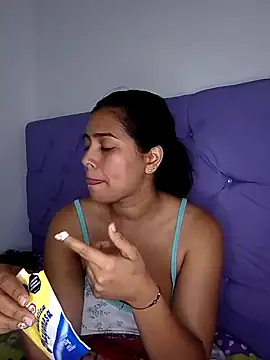 Snapshot of yess_Hotnurse chatting on March 6, 2025, 2:41 am yess Hotnurse online show from March 6, 2025, 2:41 am