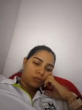 Snapshot of yess_Hotnurse chatting on March 21, 2025, 6:38 am yess Hotnurse online show from March 21, 2025, 6:38 am