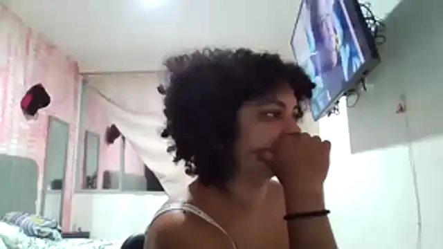 Snapshot of Tana_latin chatting on February 12, 2026, 11:33 pm Tana latin online show from February 12, 2026, 11:33 pm