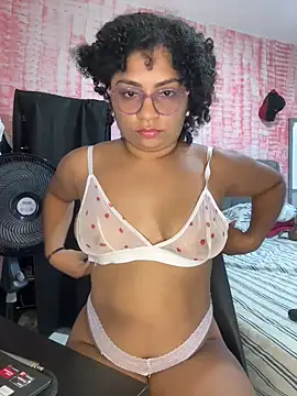 Snapshot of Tana_latin chatting on February 20, 2026, 10:43 pm Tana latin online show from February 20, 2026, 10:43 pm