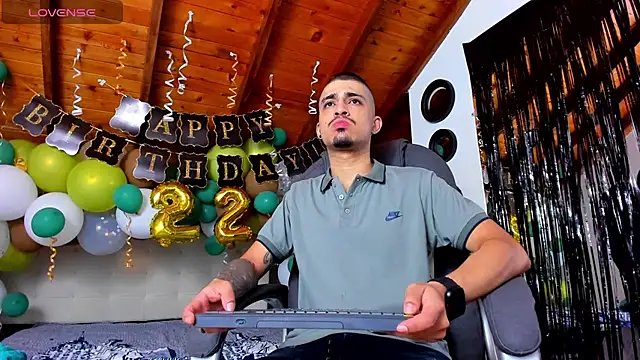 Sebastian Berne online show from February 20, 2025, 8:14 pm