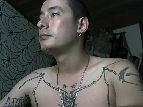 vampireathome online show from April 28, 2026, 6:07 am