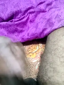 Snapshot of Yashkumar_0697 chatting on February 26, 2025, 9:48 pm Yashkumar 0697 online show from February 26, 2025, 9:48 pm