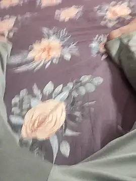 Snapshot of Yashkumar_0697 chatting on March 5, 2025, 5:18 am Yashkumar 0697 online show from March 5, 2025, 5:18 am