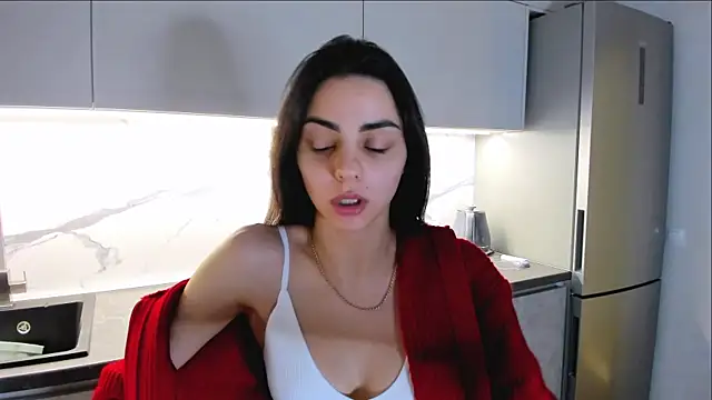 EmiliaZen online show from February 15, 2025, 5:07 pm