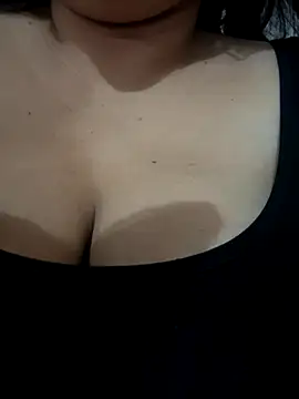 daianaspencer online show from September 9, 2025, 7:41 am