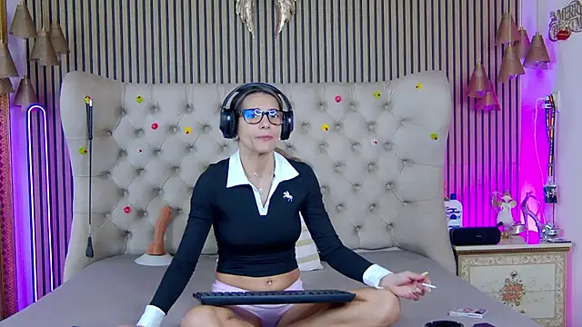 PlayfulShow online show from February 25, 2026, 2:37 pm