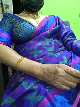 niiveditha online show from November 16, 2025, 1:17 pm