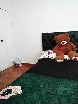 PenelopeMist online show from February 19, 2025, 8:10 pm