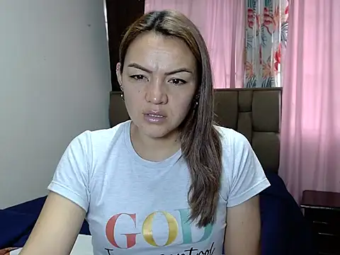 Snapshot of PenelopeMist chatting on February 23, 2026, 6:27 pm PenelopeMist online show from February 23, 2026, 6:27 pm