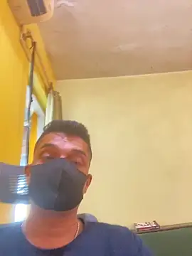 Snapshot of crazyfreaking chatting on February 5, 2026, 9:03 am crazyfreaking online show from February 5, 2026, 9:03 am