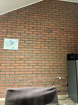 Julian wins online show from March 20, 2025, 8:19 pm