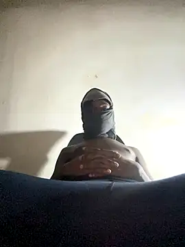 OneWhoBringsJoy online show from November 8, 2025, 11:47 pm