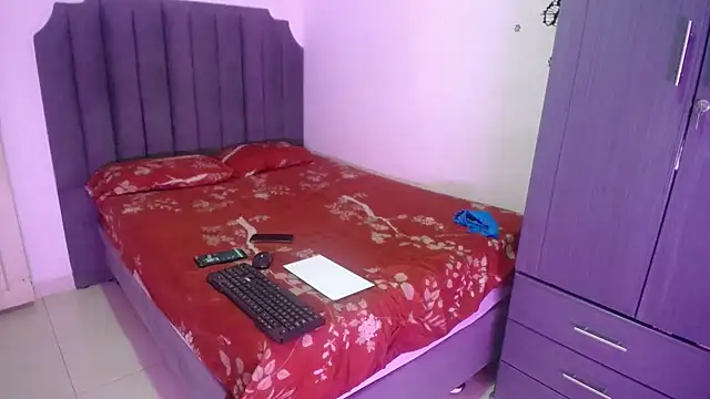 moree Queen online show from September 20, 2025, 9:16 pm