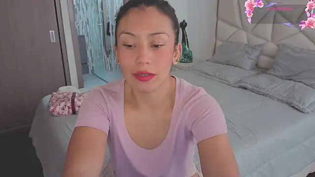 salome stockman s online show from April 18, 2026, 5:28 pm