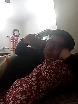 Snapshot of innocentboy1987 chatting on February 27, 2025, 6:40 am innocentboy1987 online show from February 27, 2025, 6:40 am