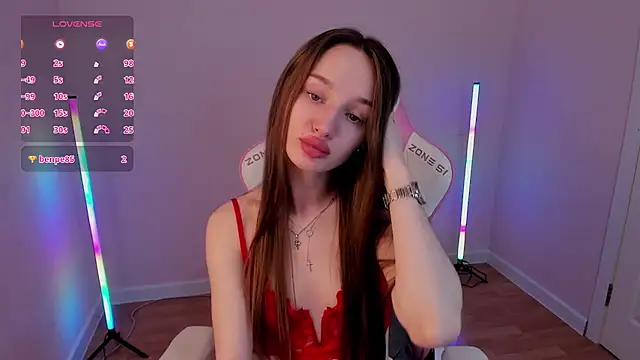 miiss  lulu online show from February 26, 2025, 5:53 am