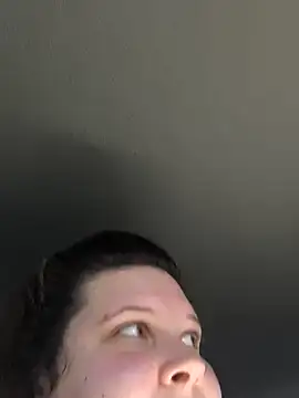 Snapshot of kitsune_giada chatting on February 6, 2025, 12:16 pm kitsune giada online show from February 6, 2025, 12:16 pm