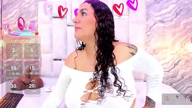 MelissaBloomm online show from April 1, 2026, 1:41 pm